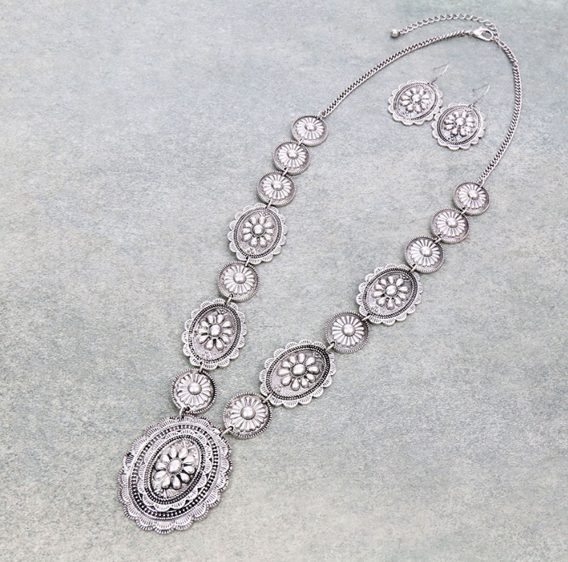 Western Concho Pendant Necklace Set