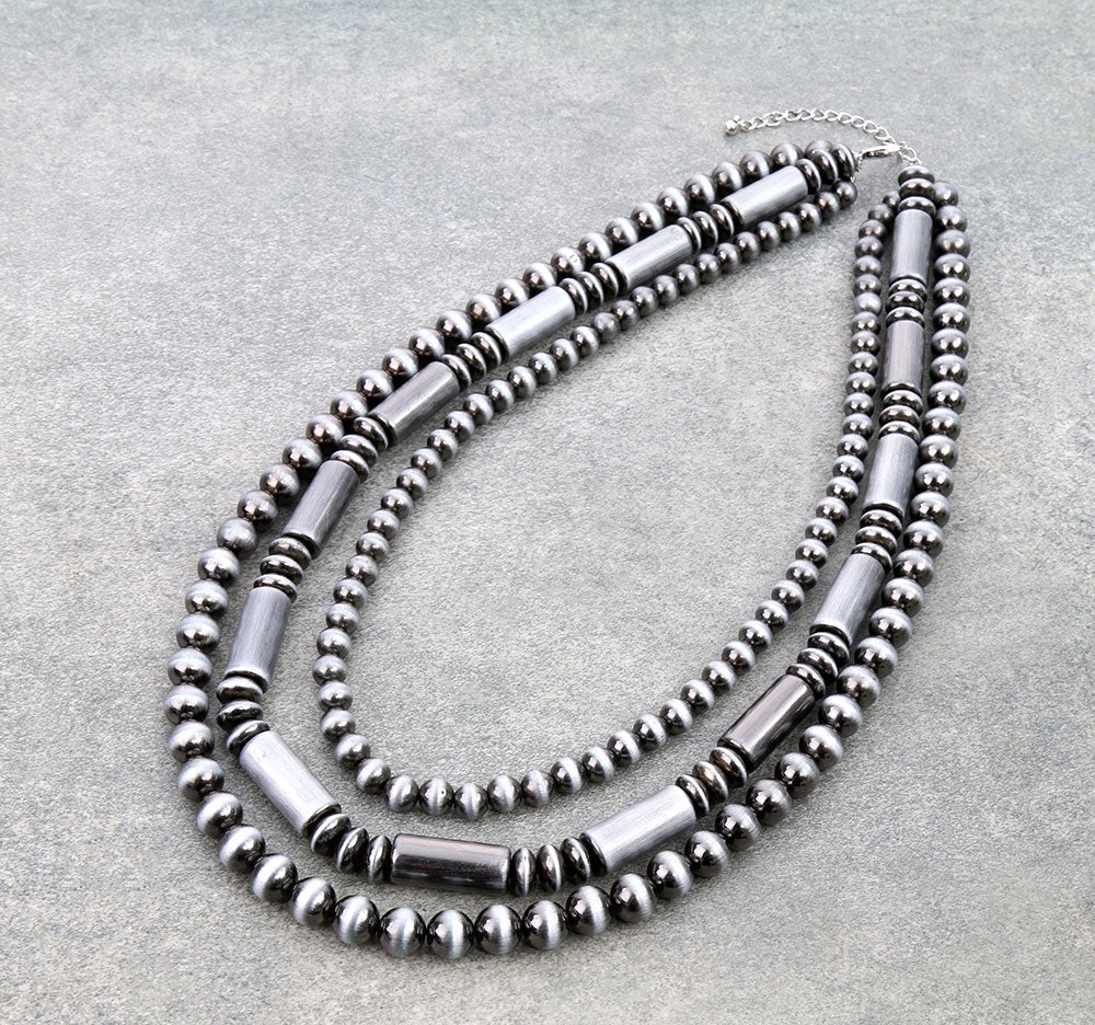 3Row Style Pearl Necklace