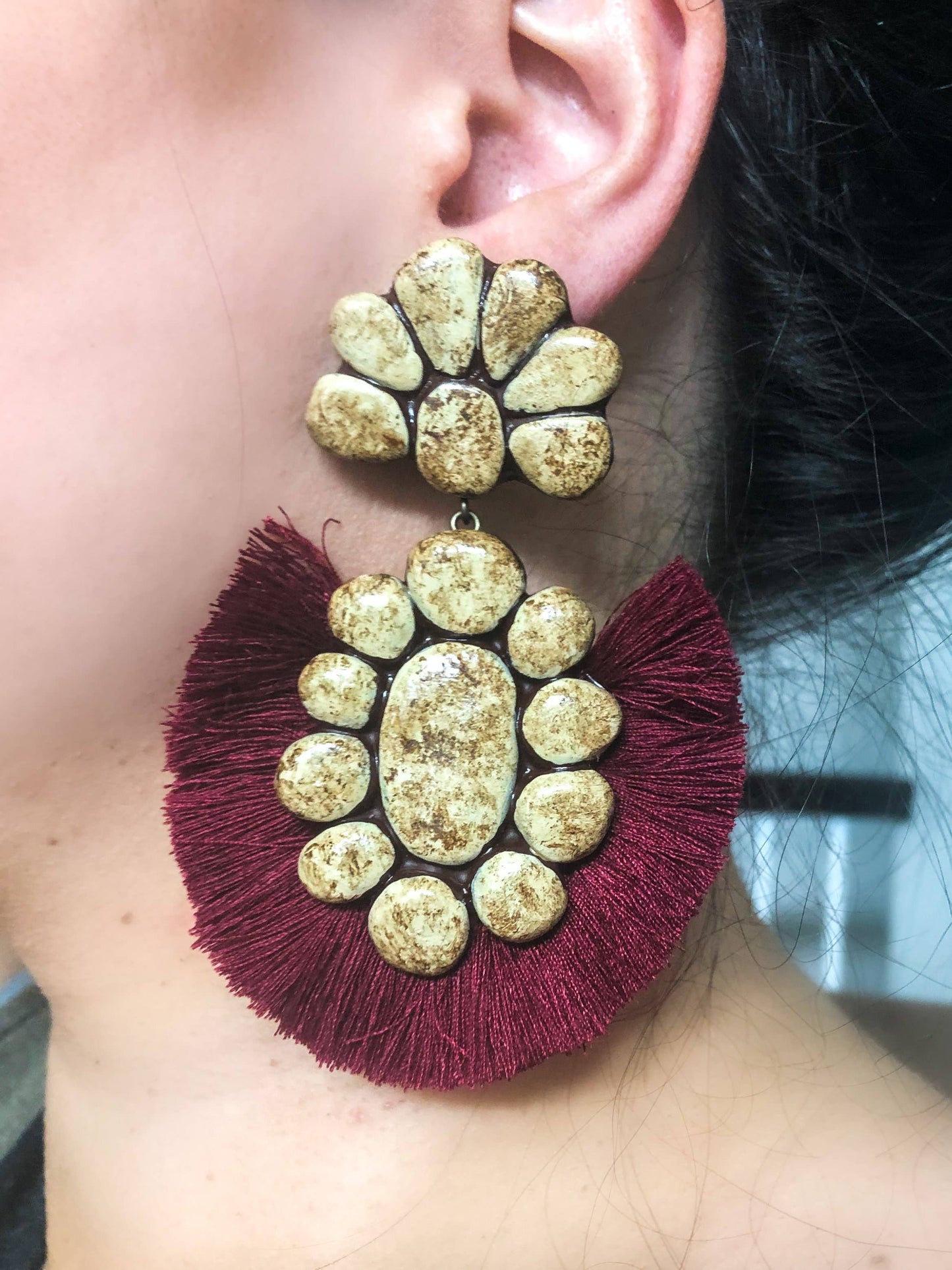 The Roan Earrings - Antique Vanilla W/Maroon/Burgundy Fringe
