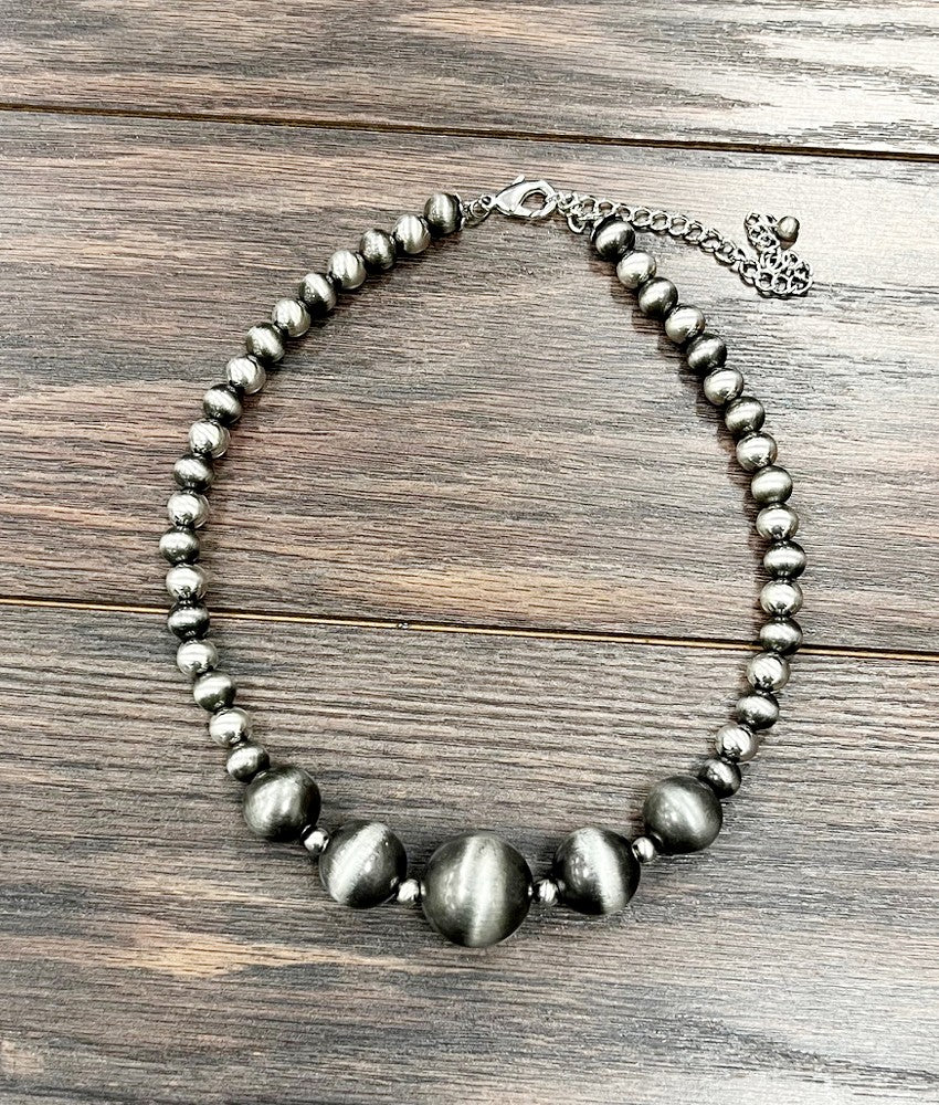 Handmade Very-Big Bead Necklace 739215