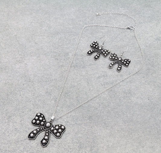 Western Ball TXR Bow Necklace Set