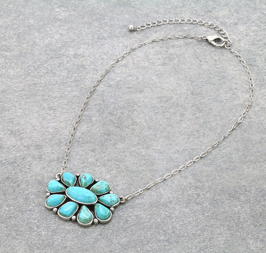 Western Concho Pendant Chain Necklace