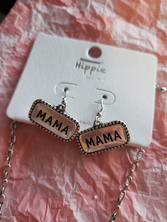Mama necklace