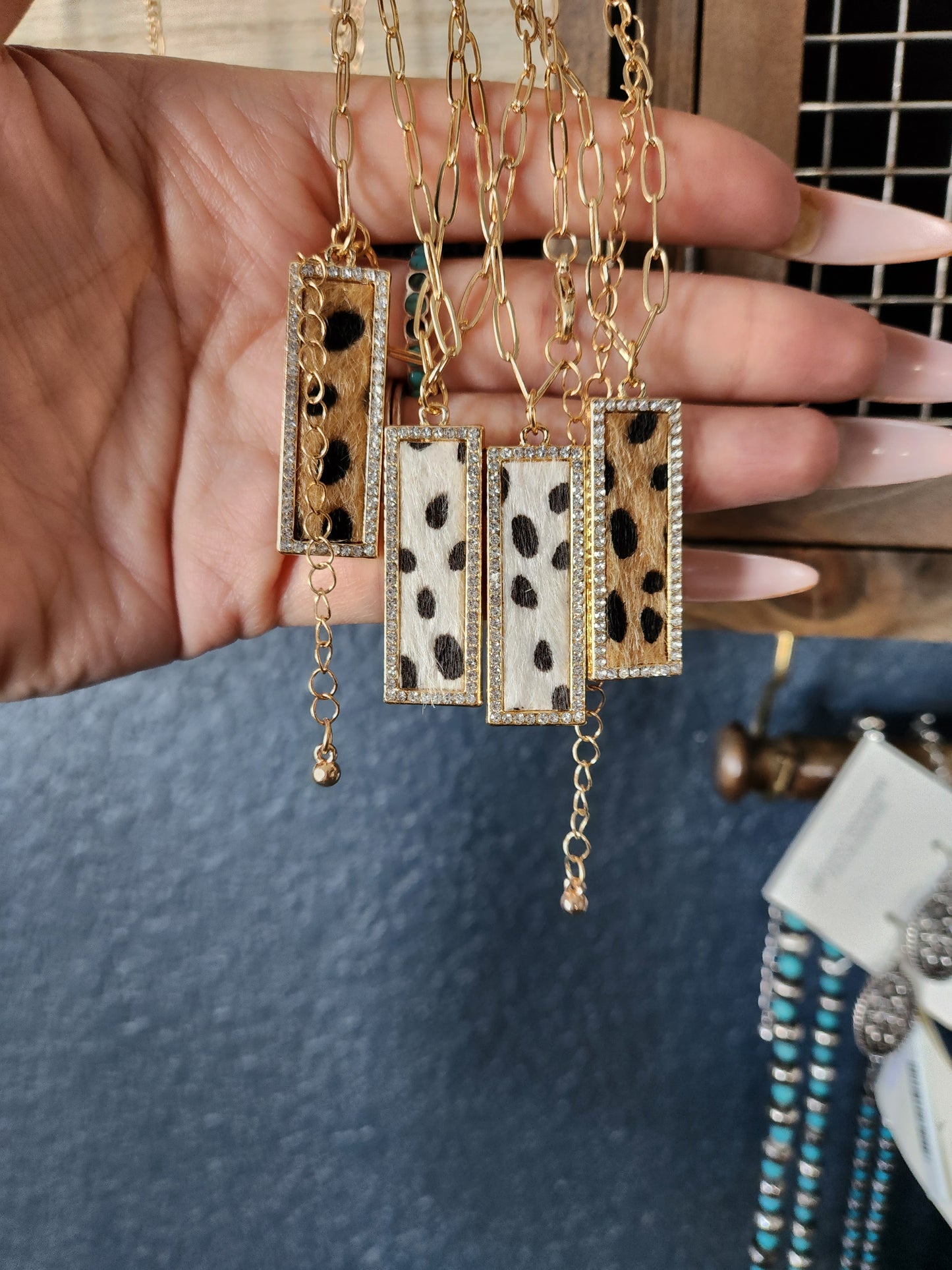 Rectangular necklece