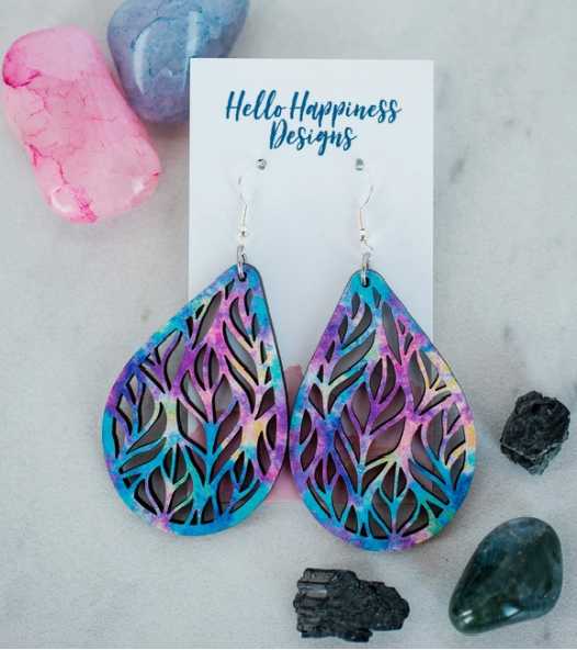 Mermaid Vibes Leaf Cutout Teardrop Dangle Earrings